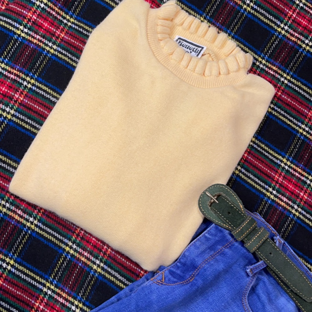 Vintage Keneth Too Ruffle Neck Sweater